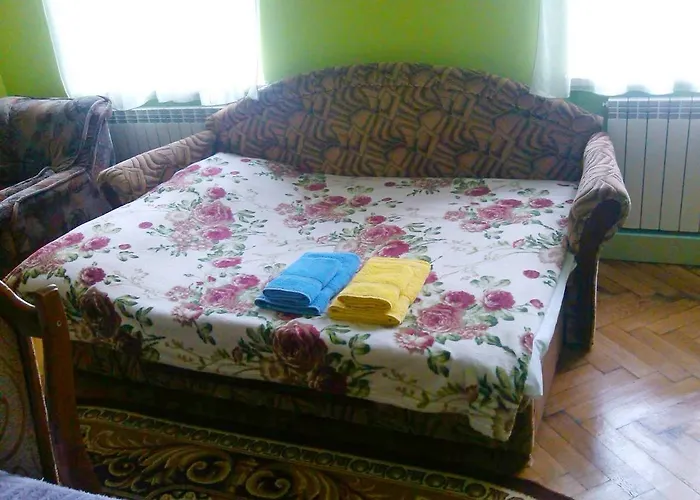 شقة On Valova 25 *